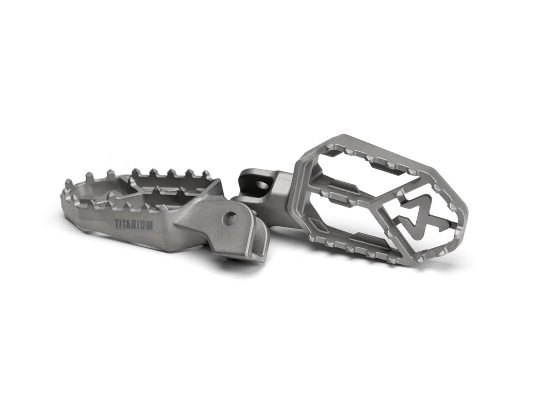 Akrapovic Titanium Foot Pegs for Suzuki V-Strom 1050