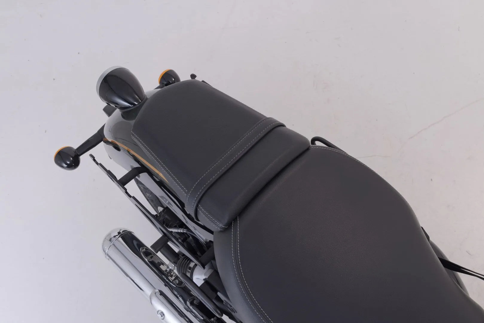 Sw-motech Slh Side Carrier For Harley-davidson