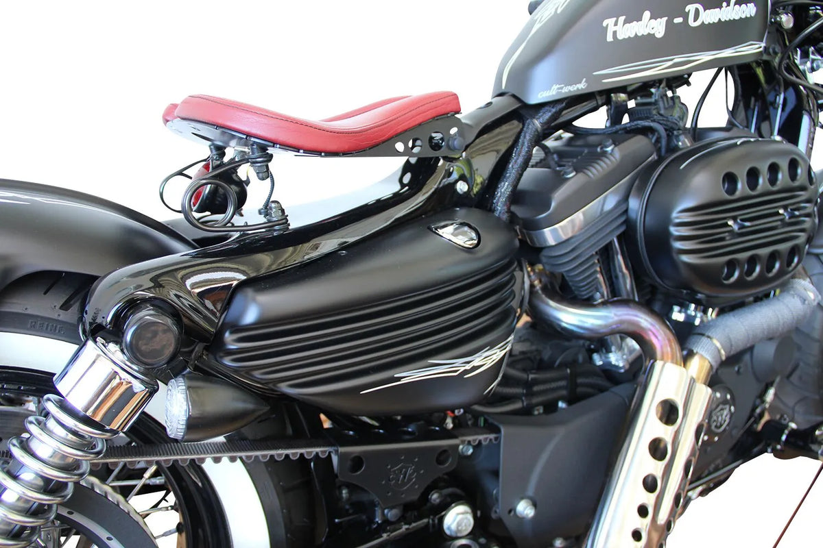 Cult Werk Bobber Side Panel Glossy Black for HD Sportster 1200C
