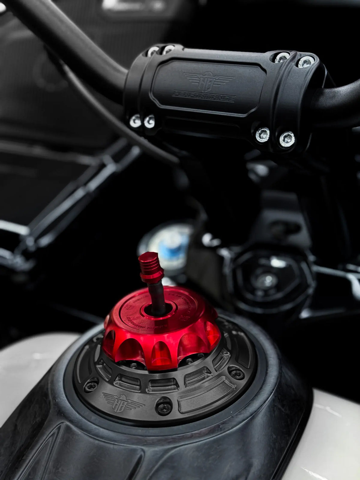 Heinz Bikes Performance Vented Fuel Cap Black/Red for Harley FLT