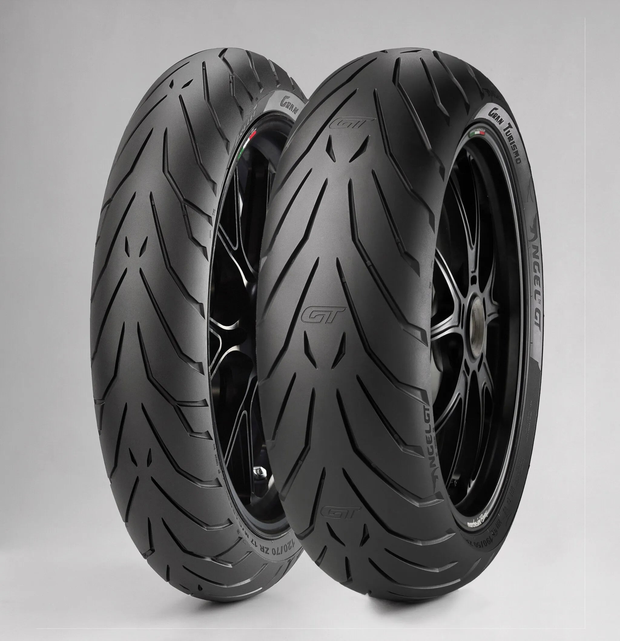 Pirelli Angel Gt Tire 120/70zr18 Front