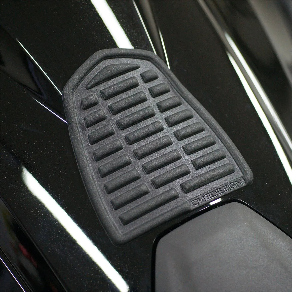 Onedesign Resin Tank Pad For Sport, Touring, Road Bikes