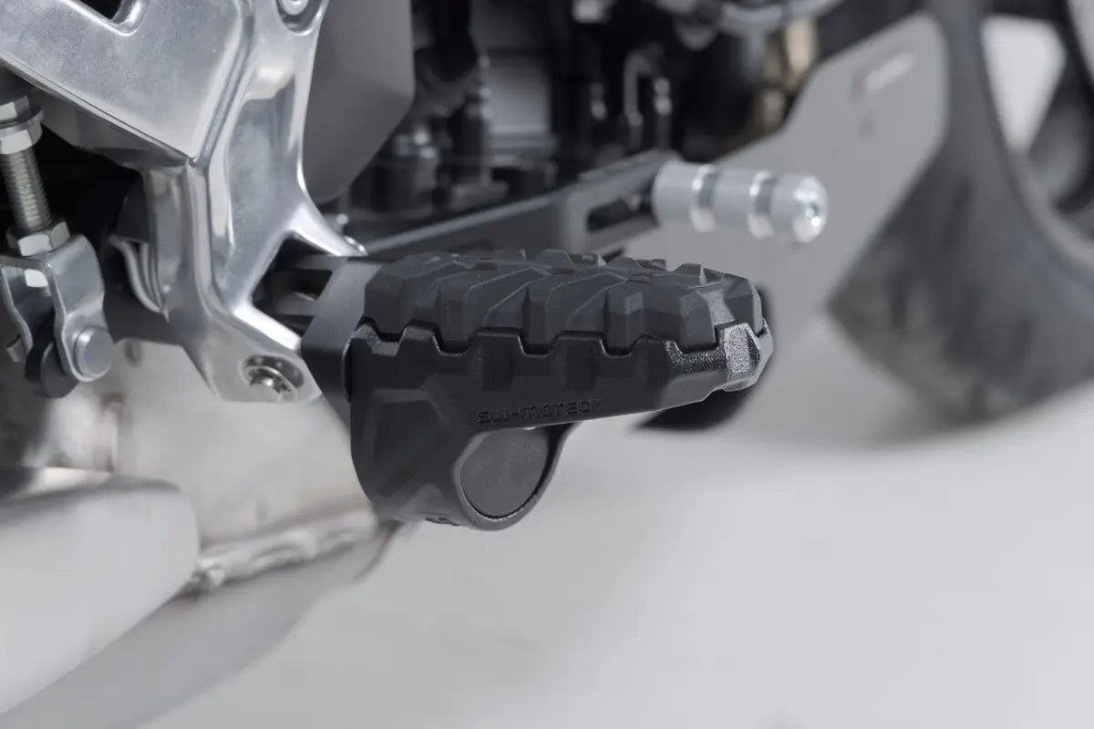 SW-Motech Evo Steel Footrest Kit - Silver - FRS.11.112.10800