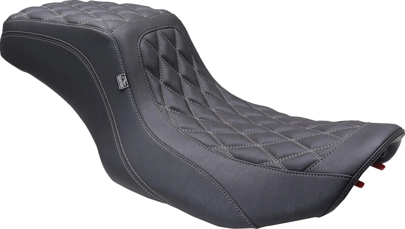 Mustang Double Diamond Squareback Seat - For Harley Davidson