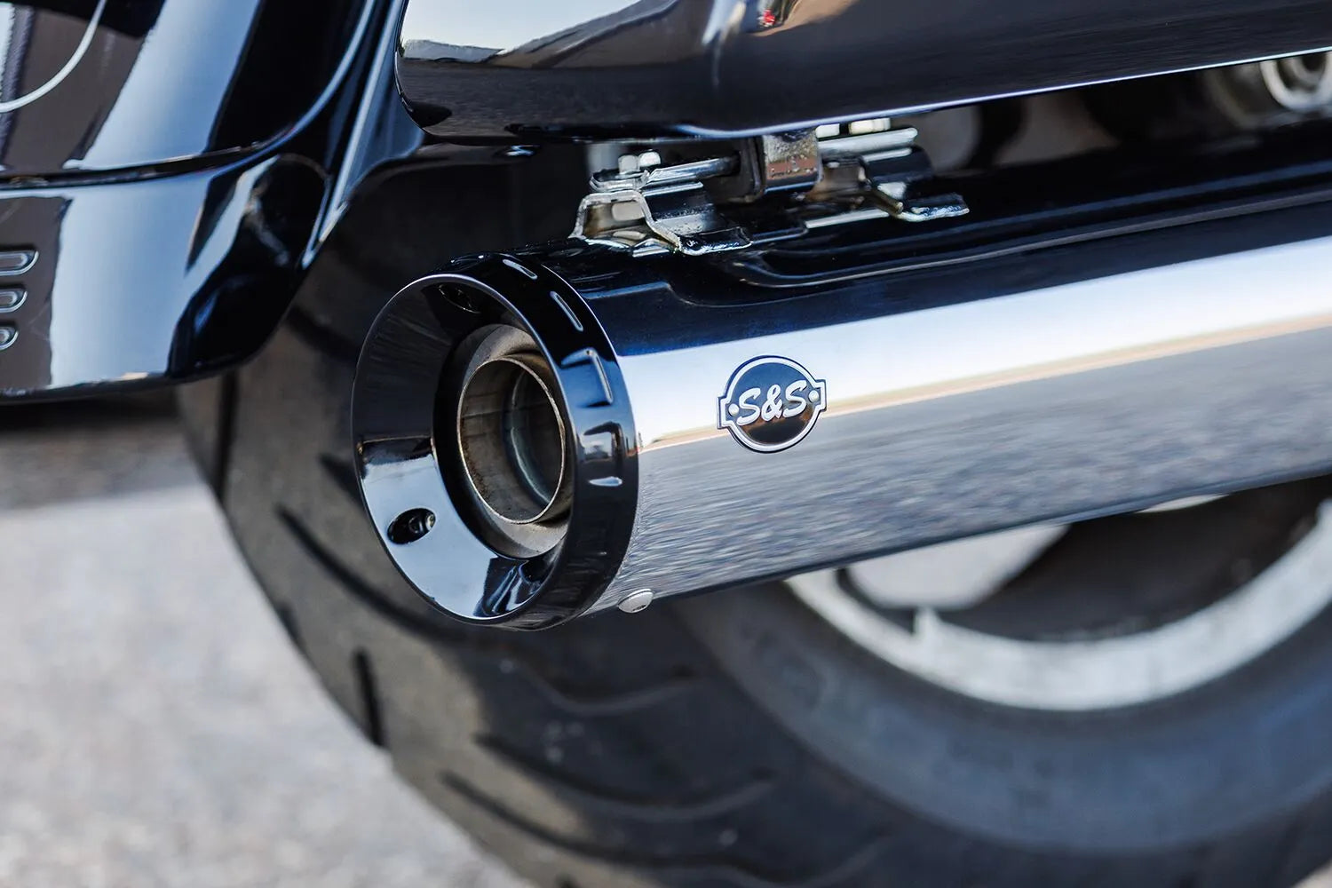 Tłumiki Nakładane S&S Cycle GNX Do Harley Davidson