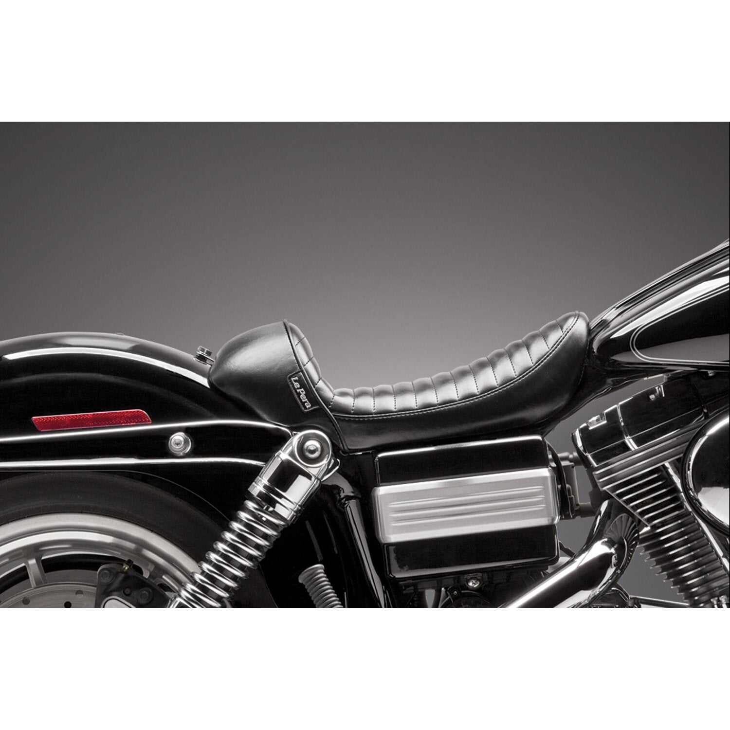 LePera Stubs Cafe solo seat - Black pleated