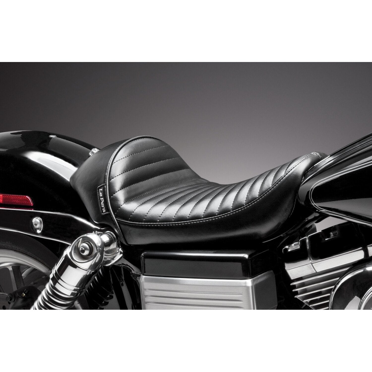 LePera Stubs Cafe solo seat - Black pleated