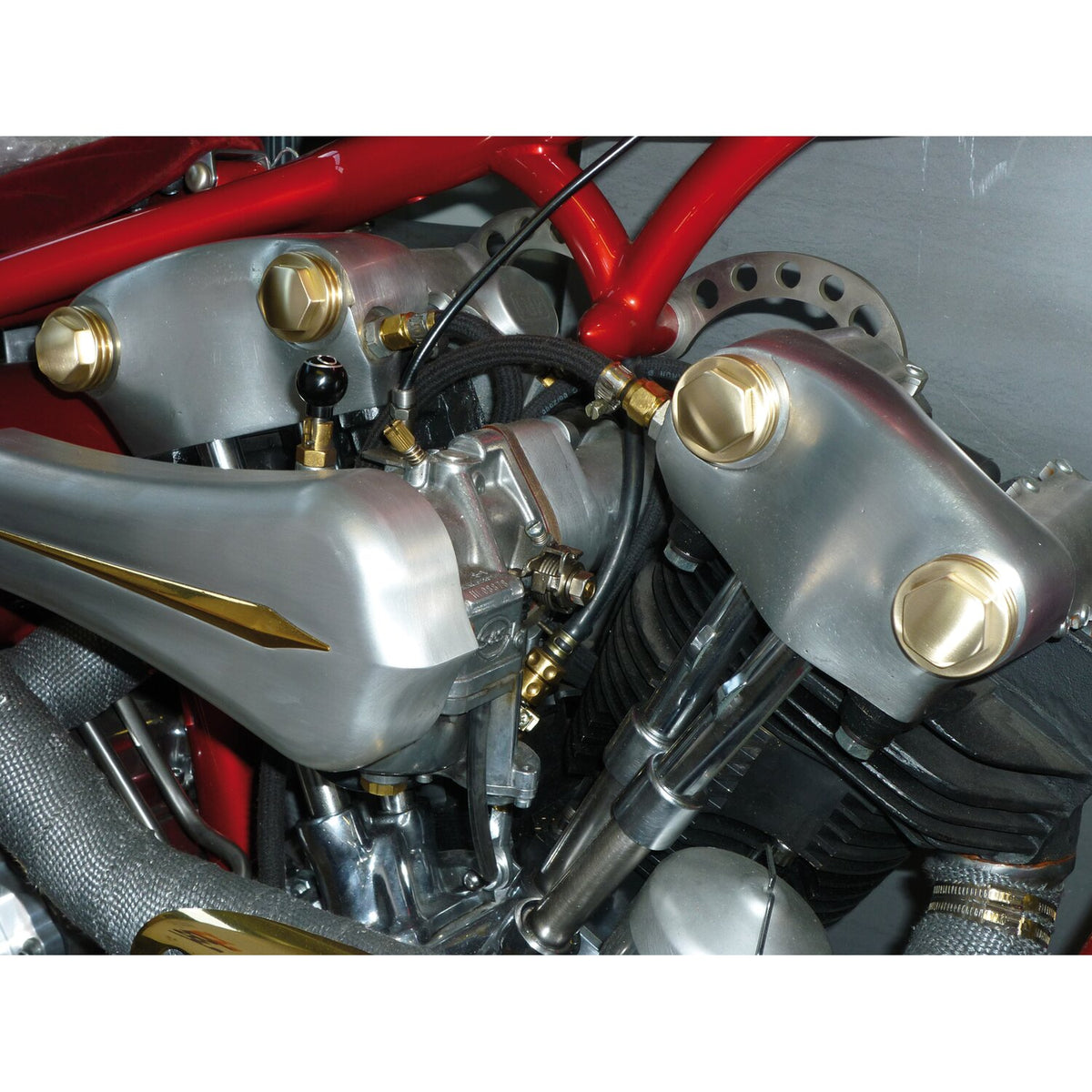 Kustom Tech K-Tech Knuckle rocker nuts - Finned satin brass