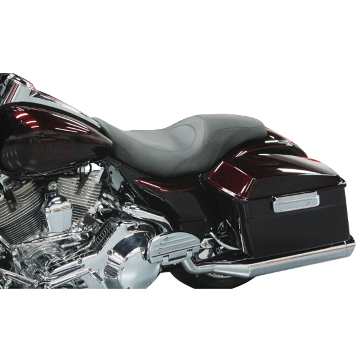 Mustang Tripper Fastback 2-up one-piece seat