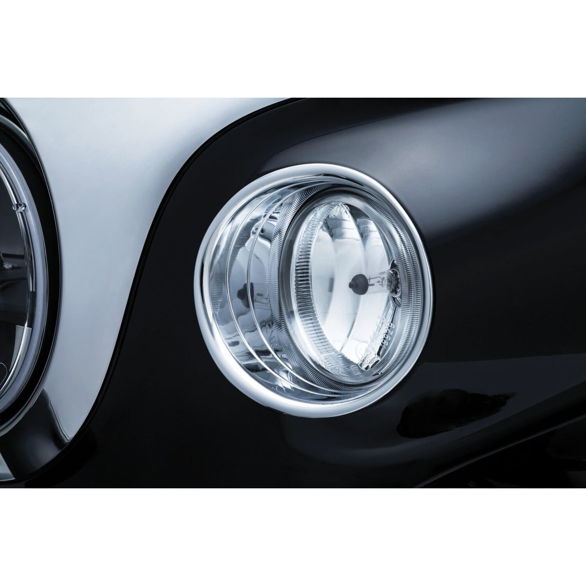 Kuryakyn Driving light bezels