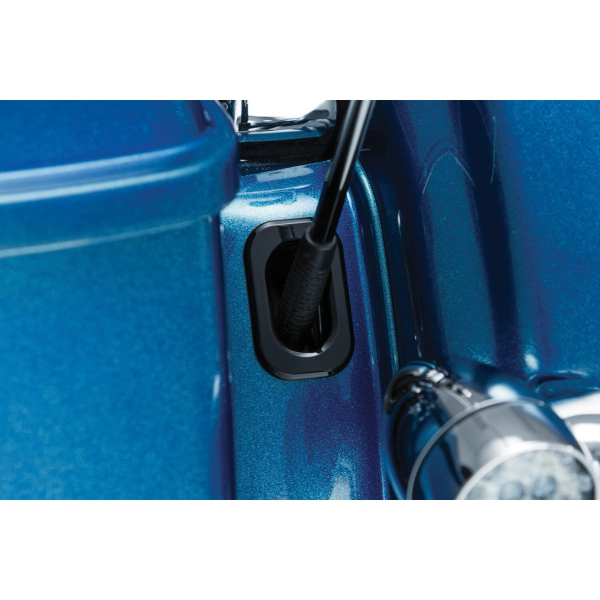 Kuryakyn Antenna hole accent