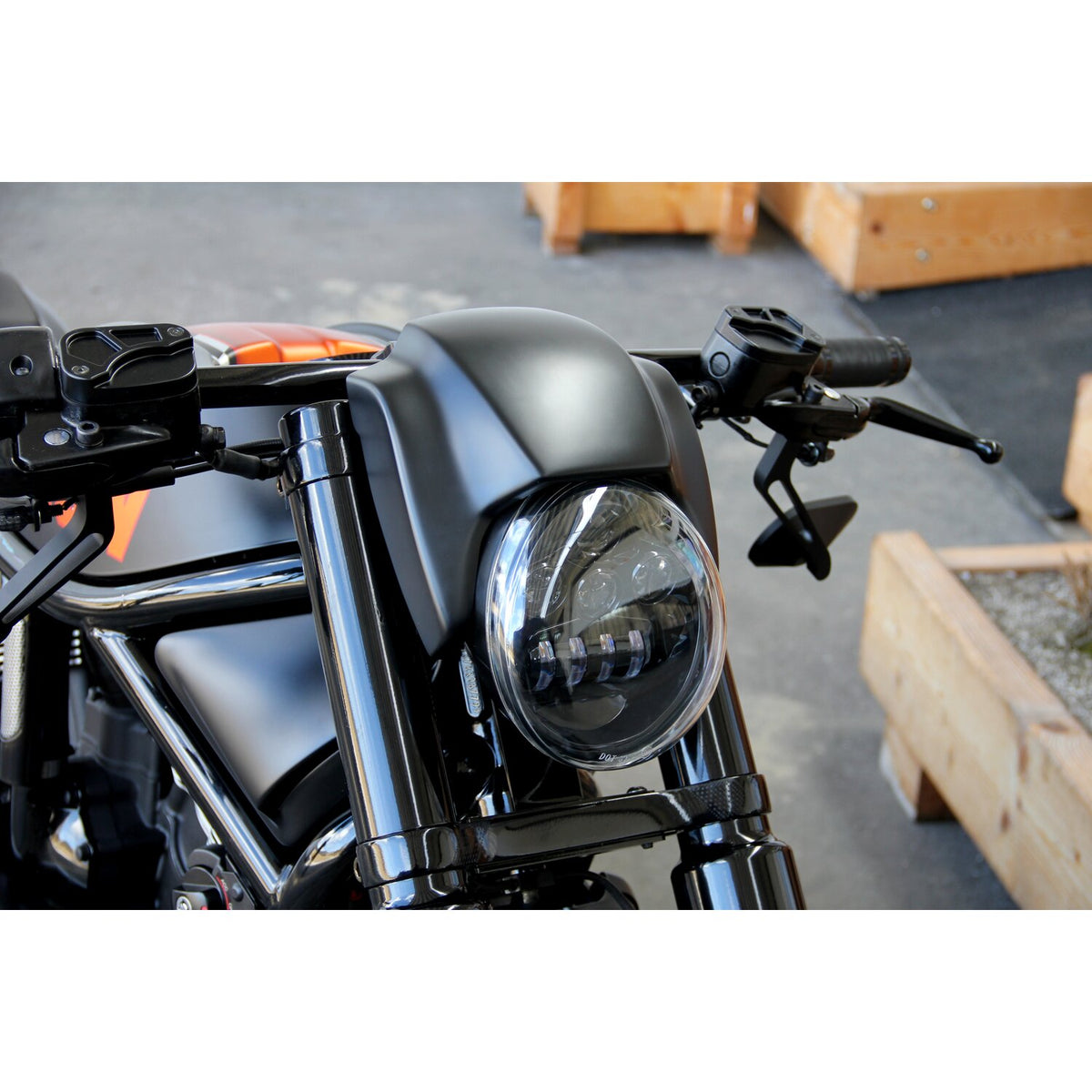 Cult-Werk headlamp mask 'New Night Rod' - Gloss black