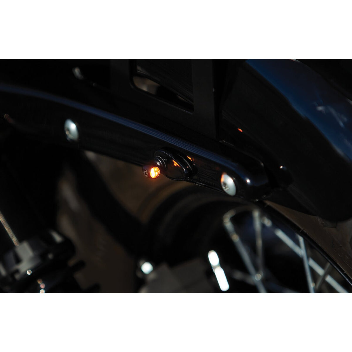 Kuryakyn Fender strut cover plates gloss black