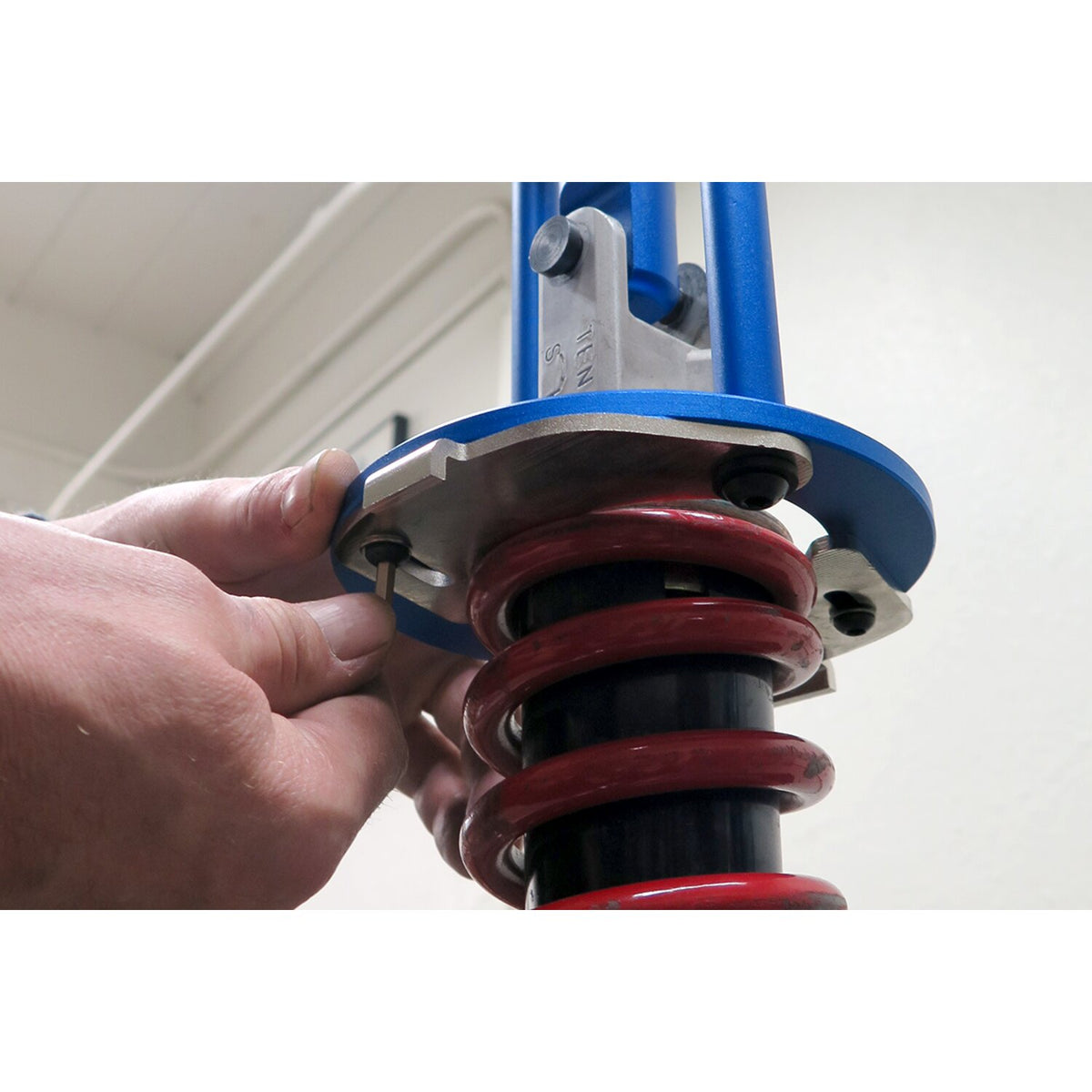 Motion Pro shock spring compressor