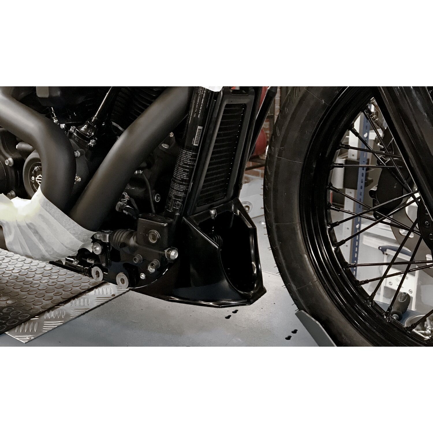 Killer Custom 'Bobbstr' chin spoiler / radiator cover