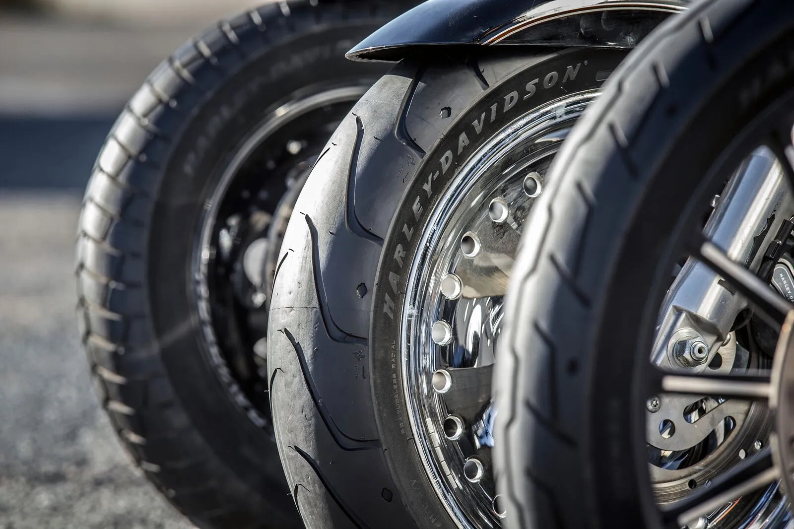 Michelin Scorcher 11 Tire 120/70zr18 For Harley-davidson