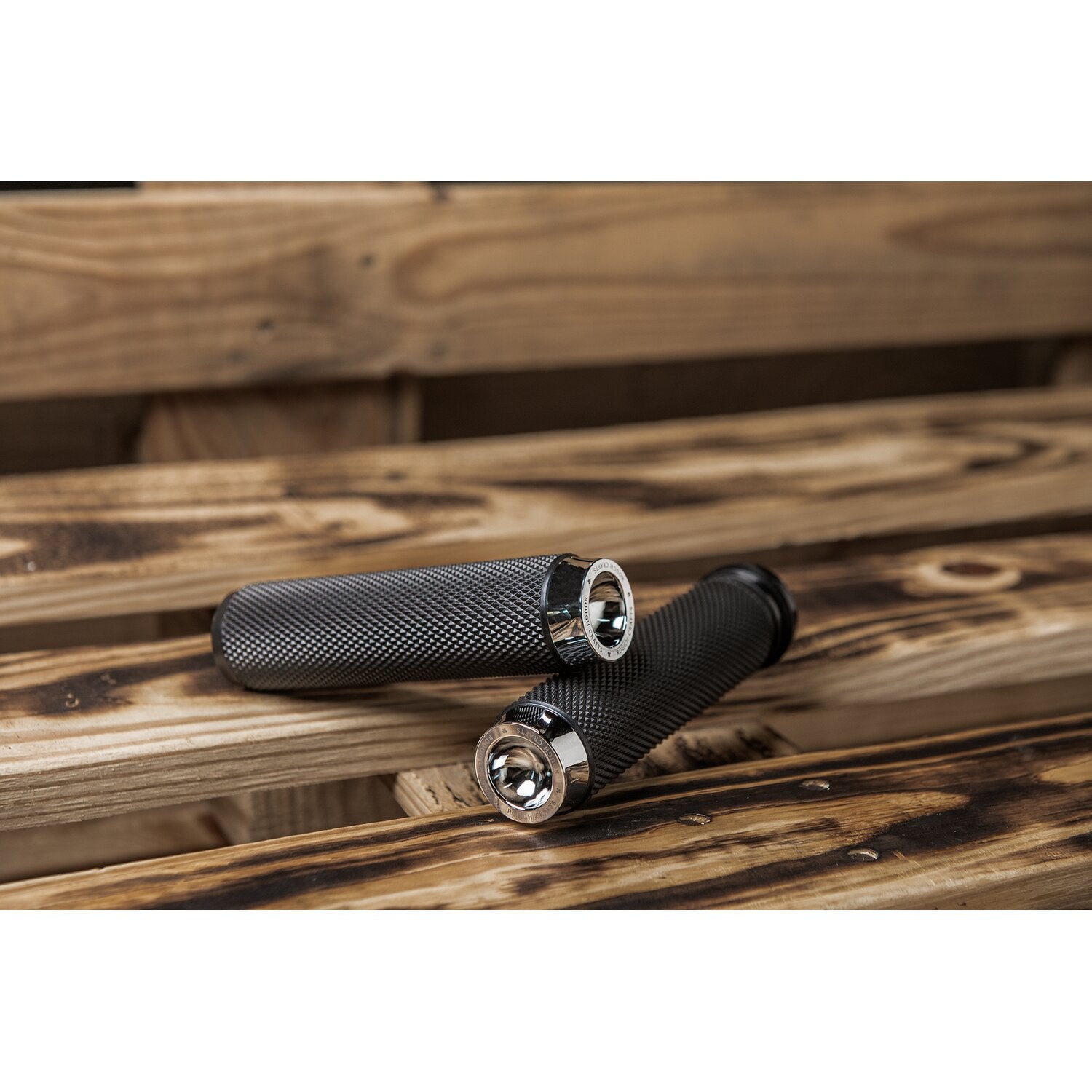 Rough Crafts knurled rubber handlebar grips - Chrome