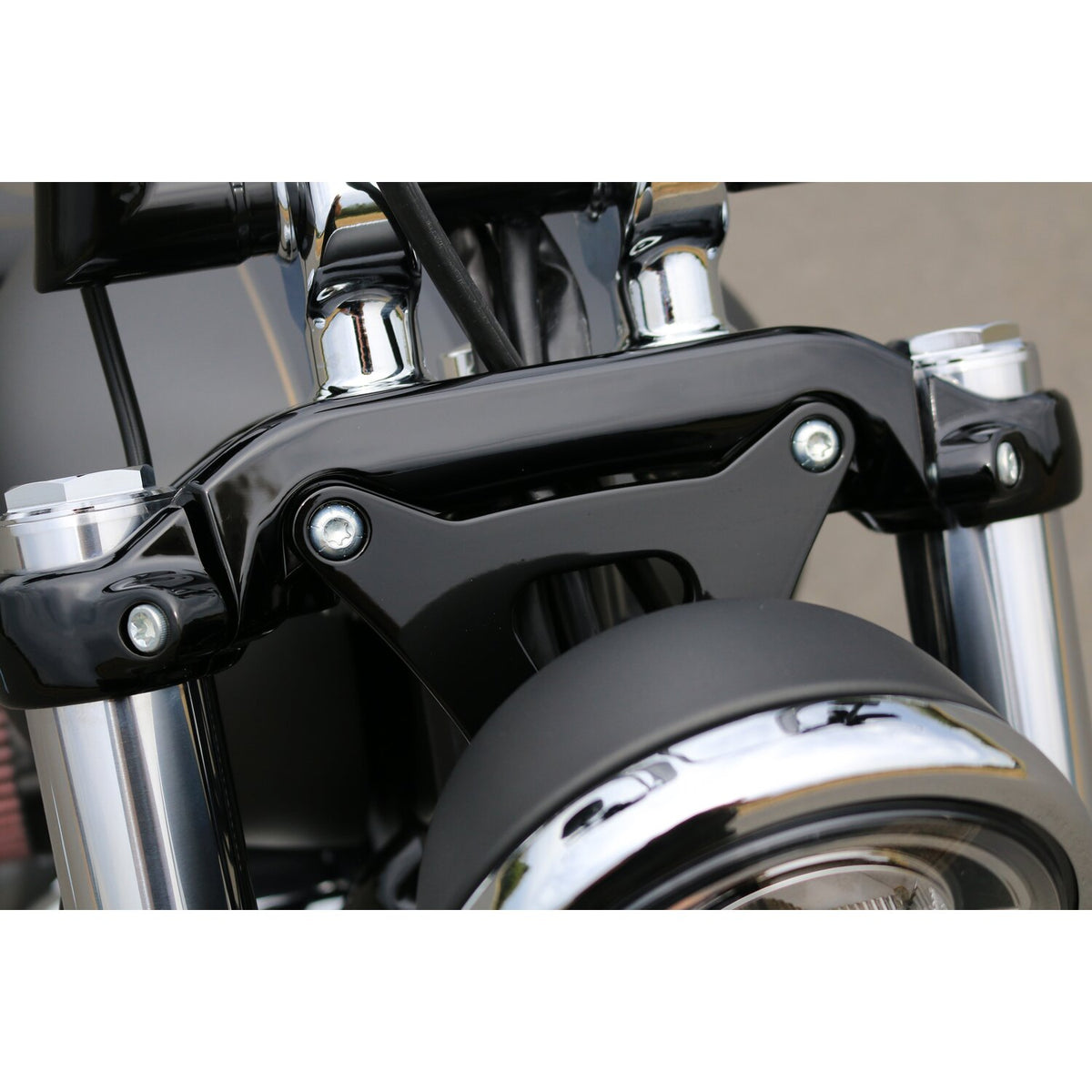 Kodlin M8 Breakout headlamp conversion bracket - Black