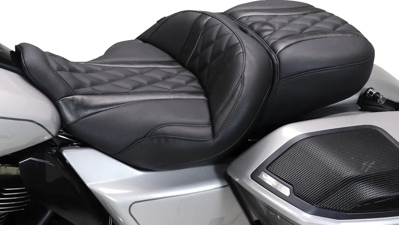 Mustang Deluxe Touring One-Piece 2-Up Seat