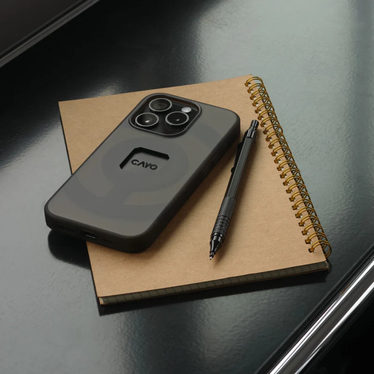 Cayo phone.dokk - iPhone 13 / 14 - Smoky black