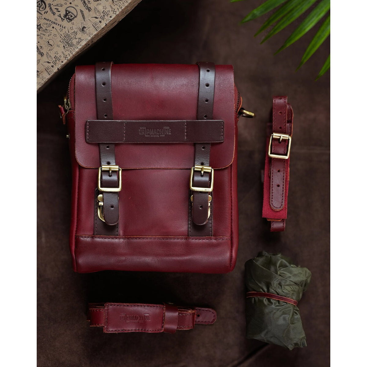 Trip Machine tank and tail bag - 4.4 liter - Cherry