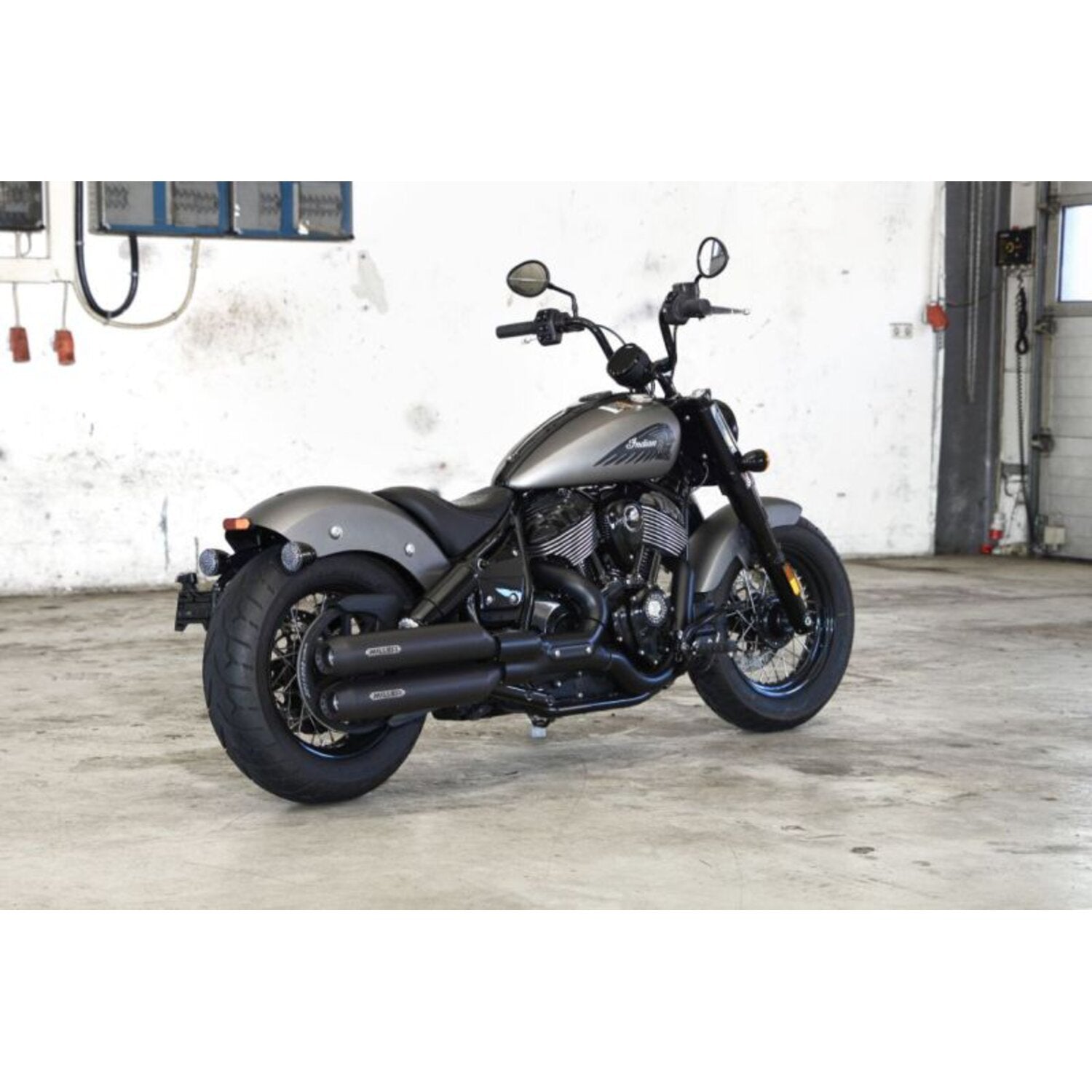 Miller Exhaust Miller Omaha II Slip-Ons black End cap Tapered black