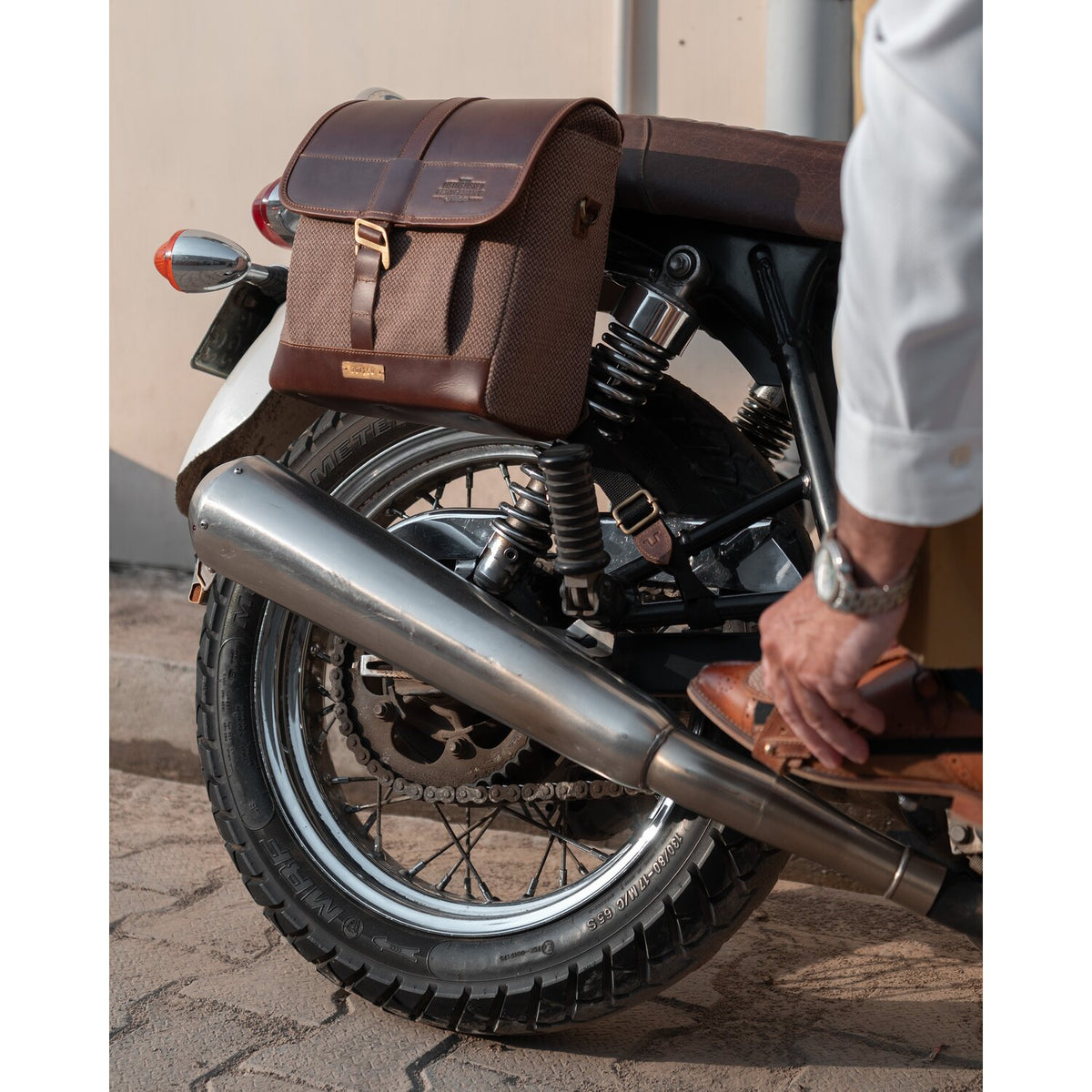 Trip Machine x DGR Kit cognac