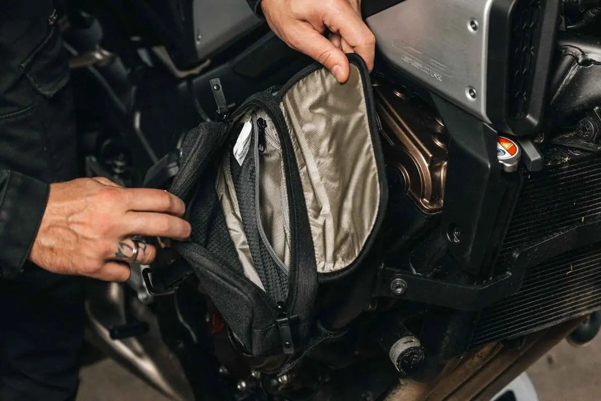SW-Motech Legend Accessory Bag - 2.5 L - Black - BC.HTA.00.408.20000