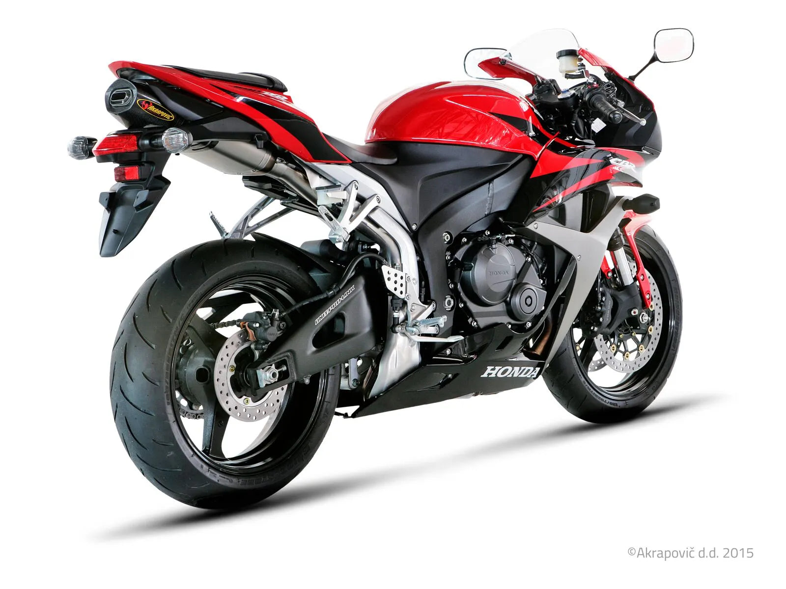 Tłumik Akrapovic Slip-on Line Do Motocykli Ulicznych - Homologacja Drogowa ECE