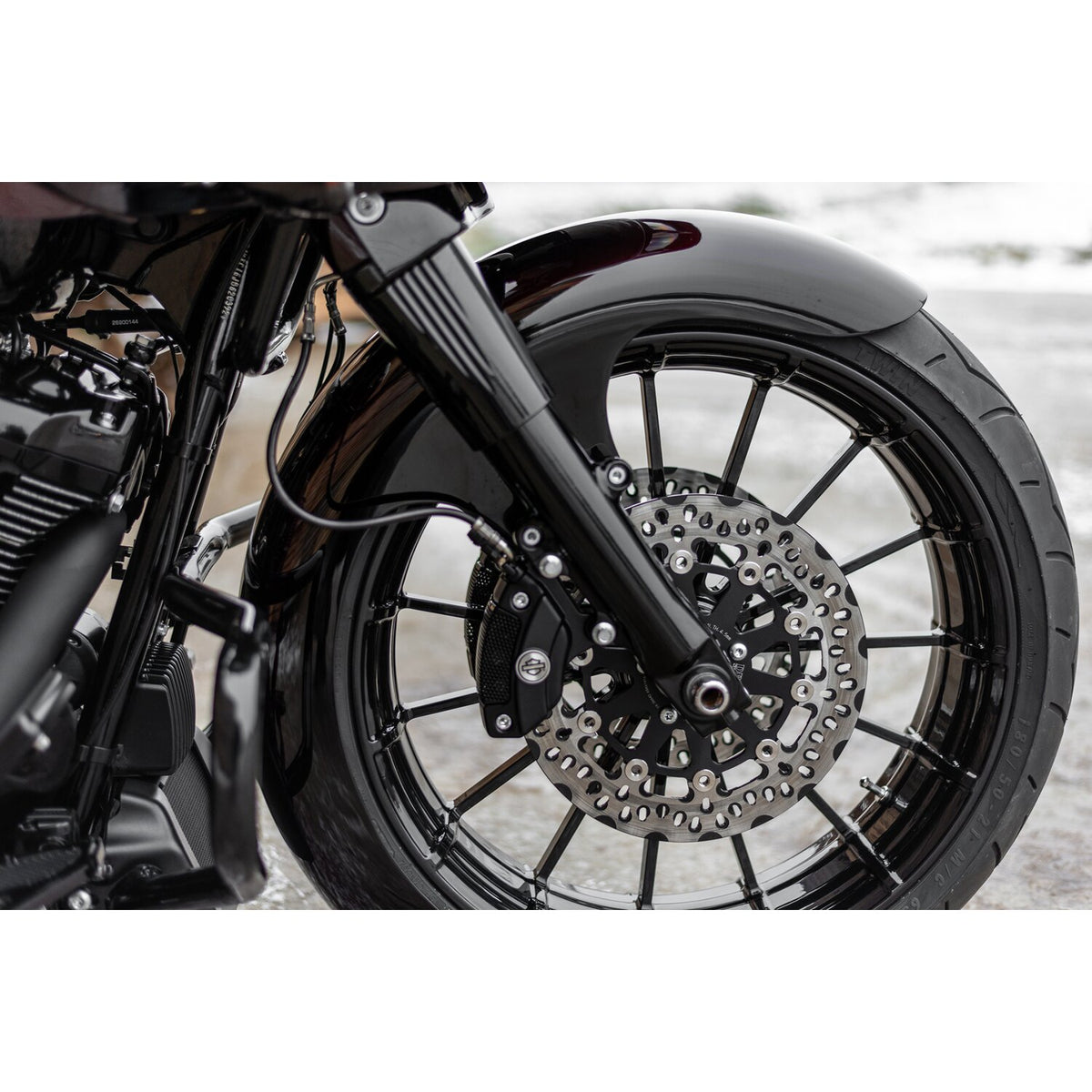 Killer Custom 'Wrapper' front fender 21 x 5.50 fat wheels