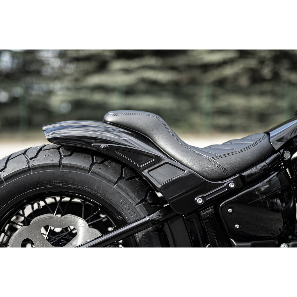 Killer Custom 'Predator' seat for 'Bobbstr'/'Rodstr' fender