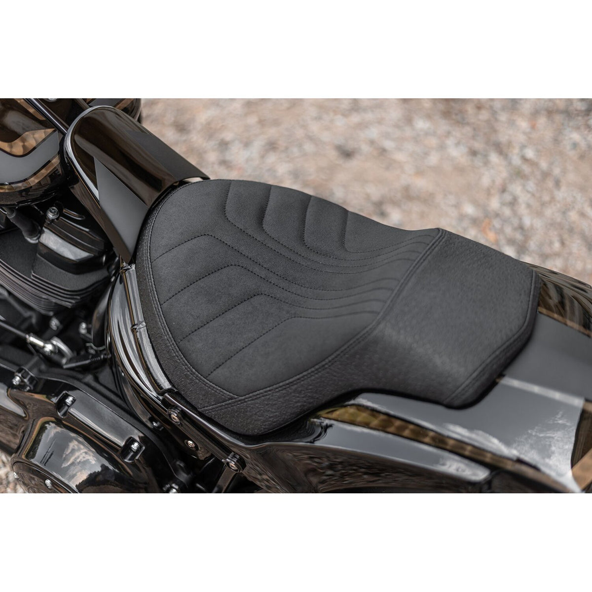 Killer Custom seat for 'Avenger' fender kit - Basic