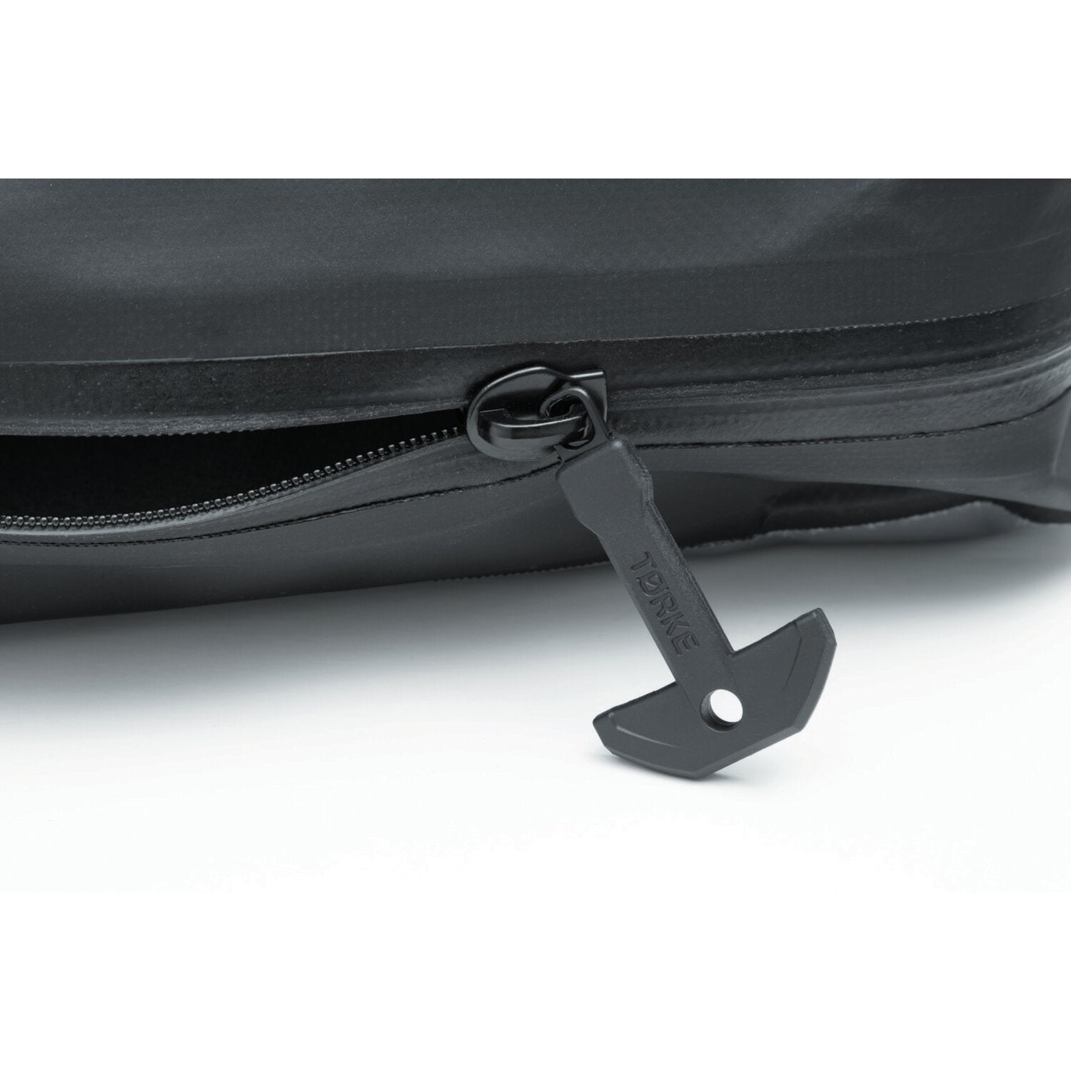 Kuryakyn Tørke 2.7L large removable pouch