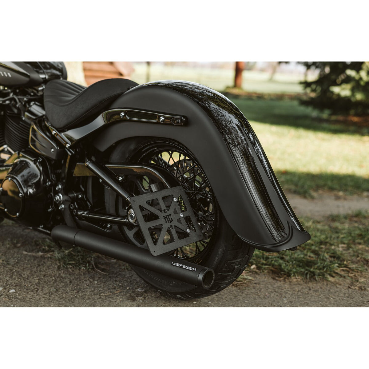 Killer Custom 4" stretched rear fender with classic tip