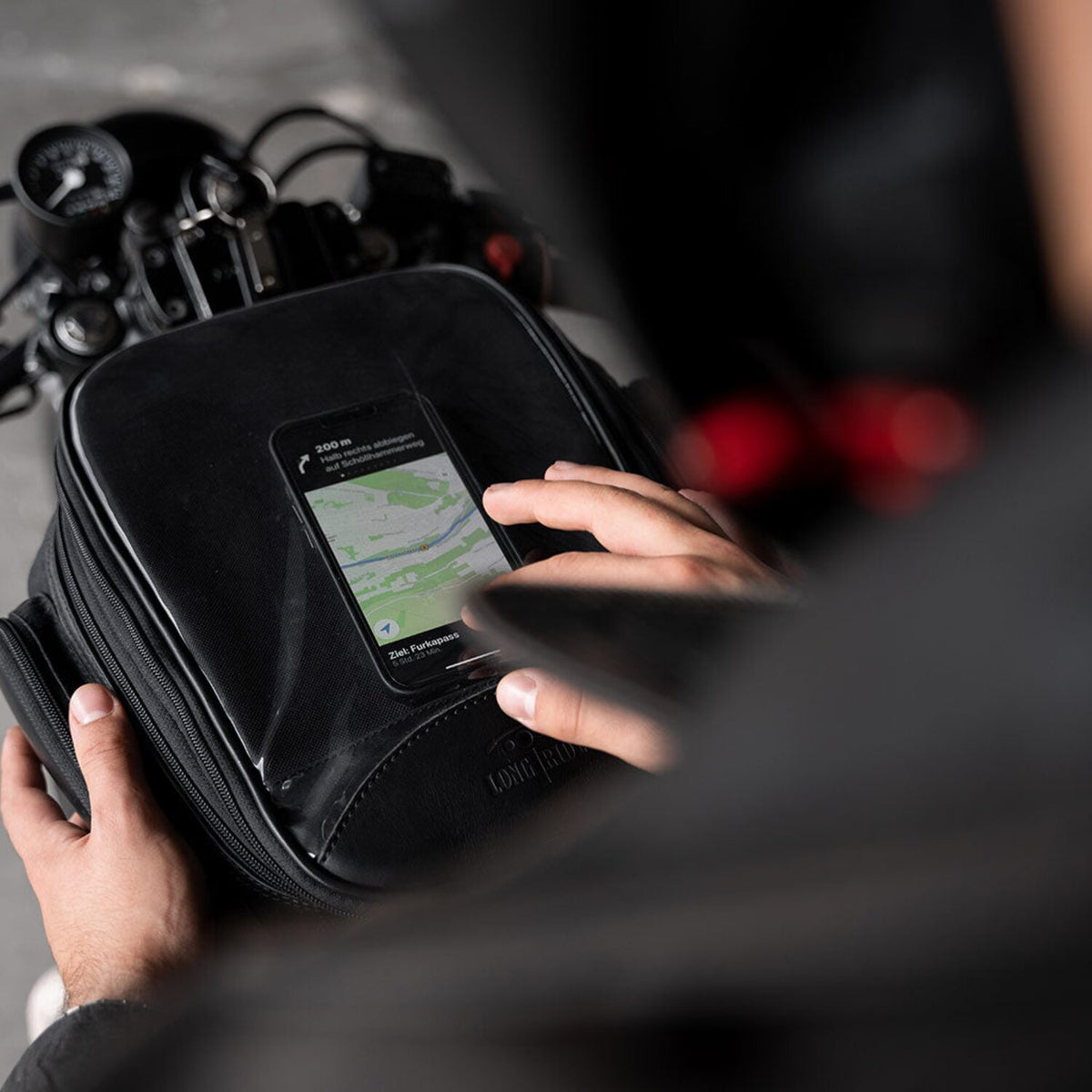 Longride Heritage waxed canvas tank bag - Black