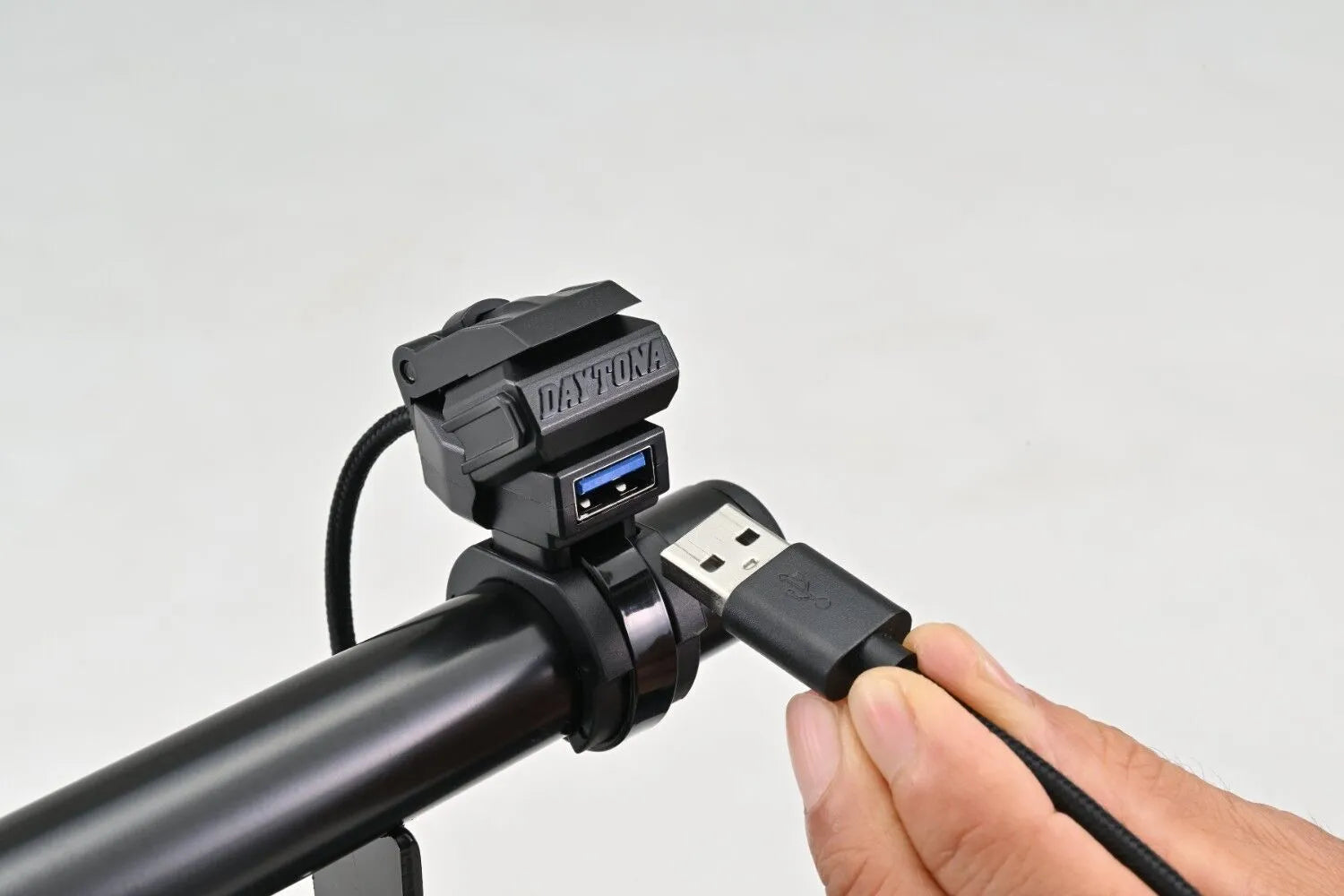 Daytona Quick Charge Usb-a Port For Motorcycle