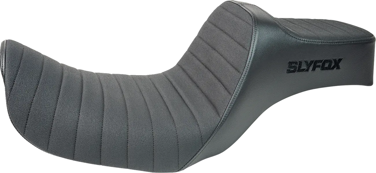 Slyfox High Noon Seat Black Stitch for Harley-Davidson Dyna