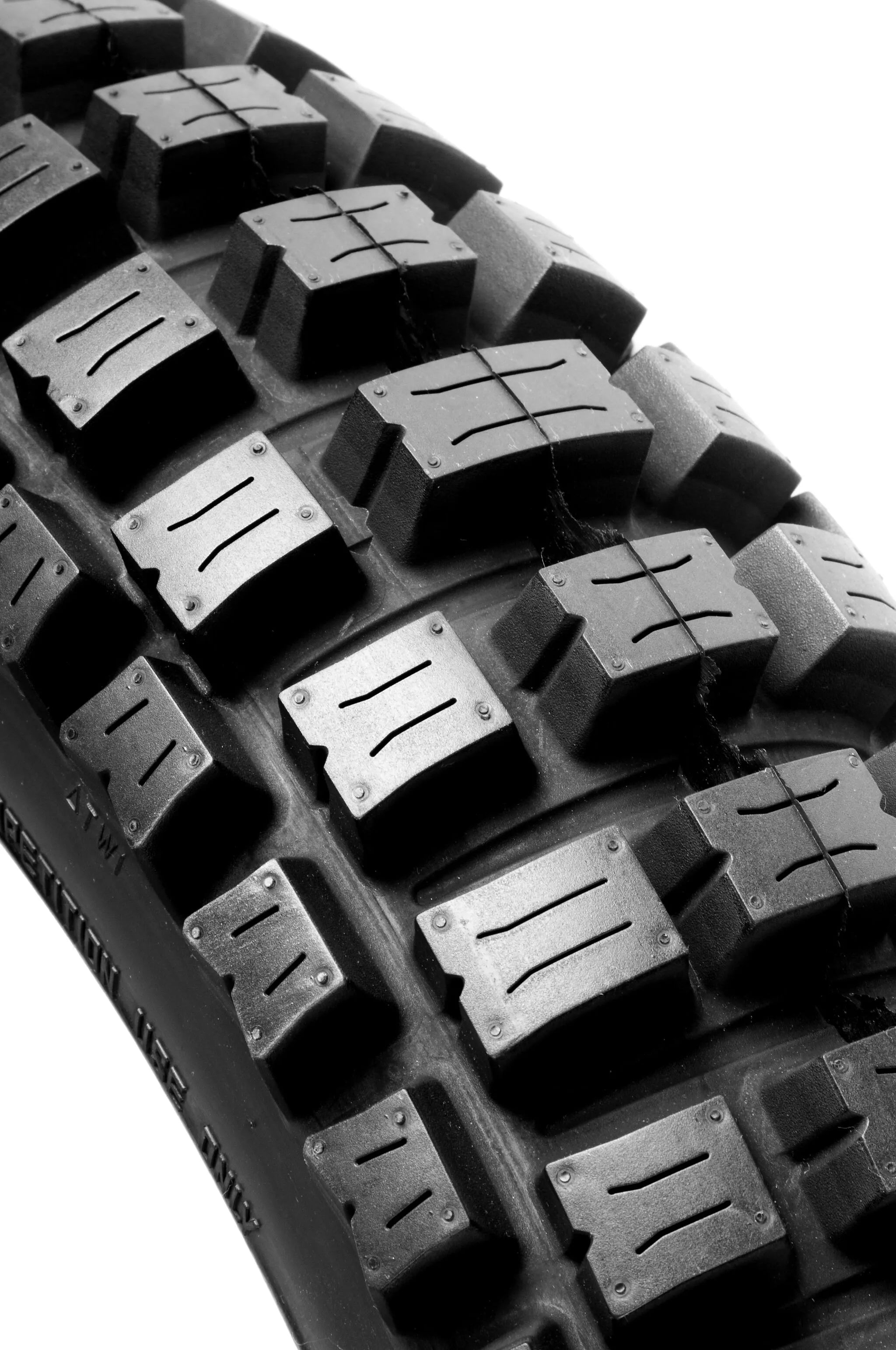 Motoz Mountain Hybrid Tire 120/100-18 For Off-road
