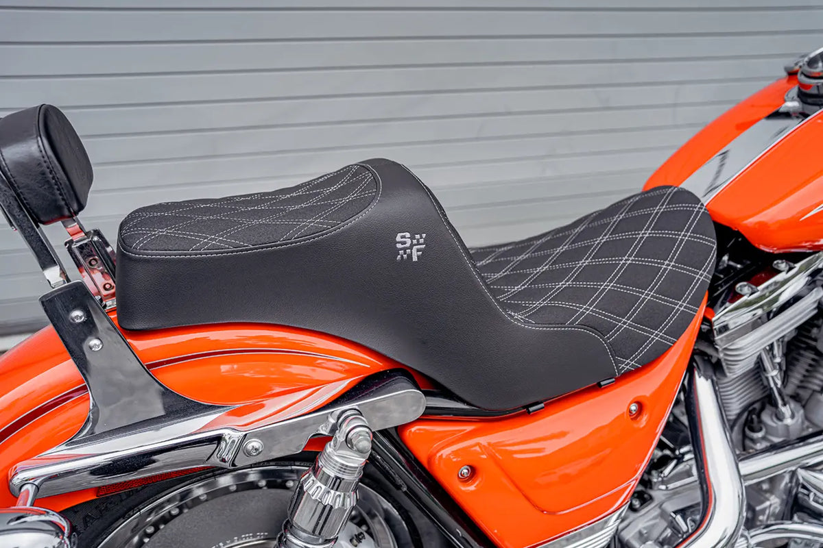 Slyfox High Noon Seat Silver Double Diamond for FXR 1982-1994
