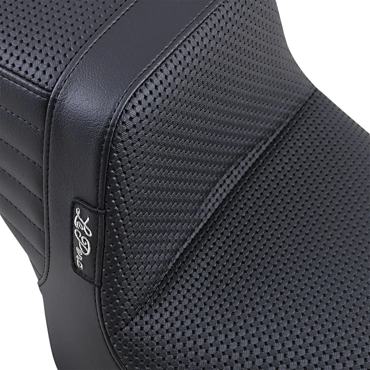 Le Pera Tailwhip Seat - Enhanced Comfort & Style - For Harley Davidson