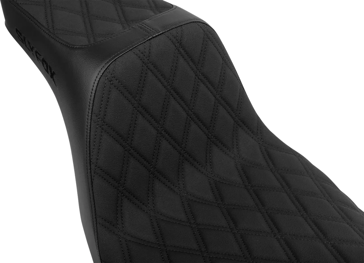 Slyfox High Noon Seat Black Diamond Stitch for Softail 2018-2025