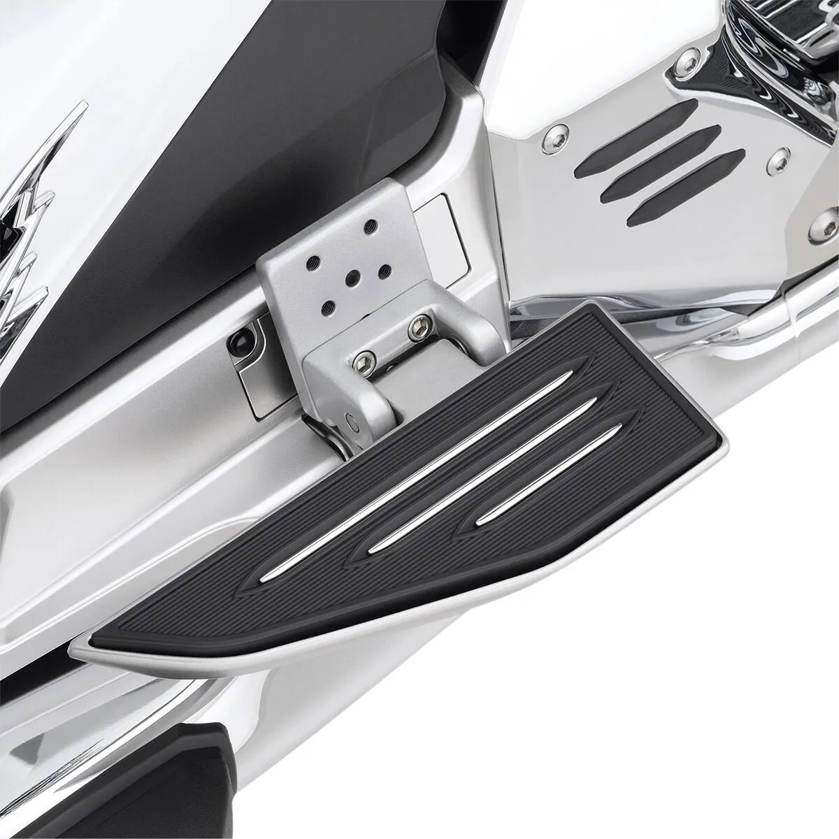 Show Chrome Passenger Floorboard Risers