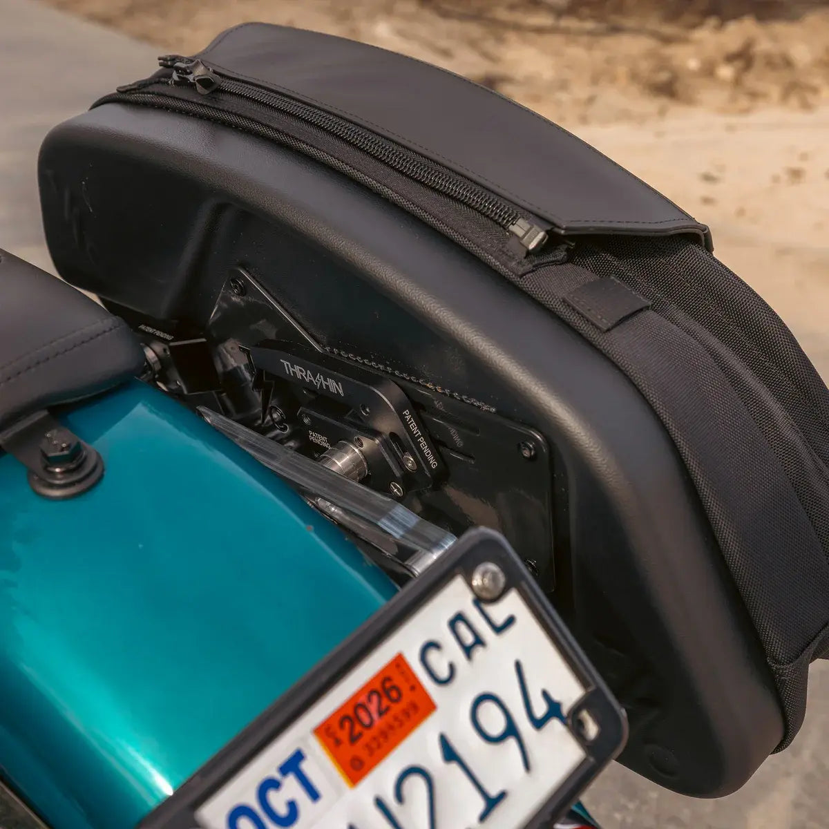 Thrashin Supply Co Sport Saddlebags Quick Detach Black 60 Liter