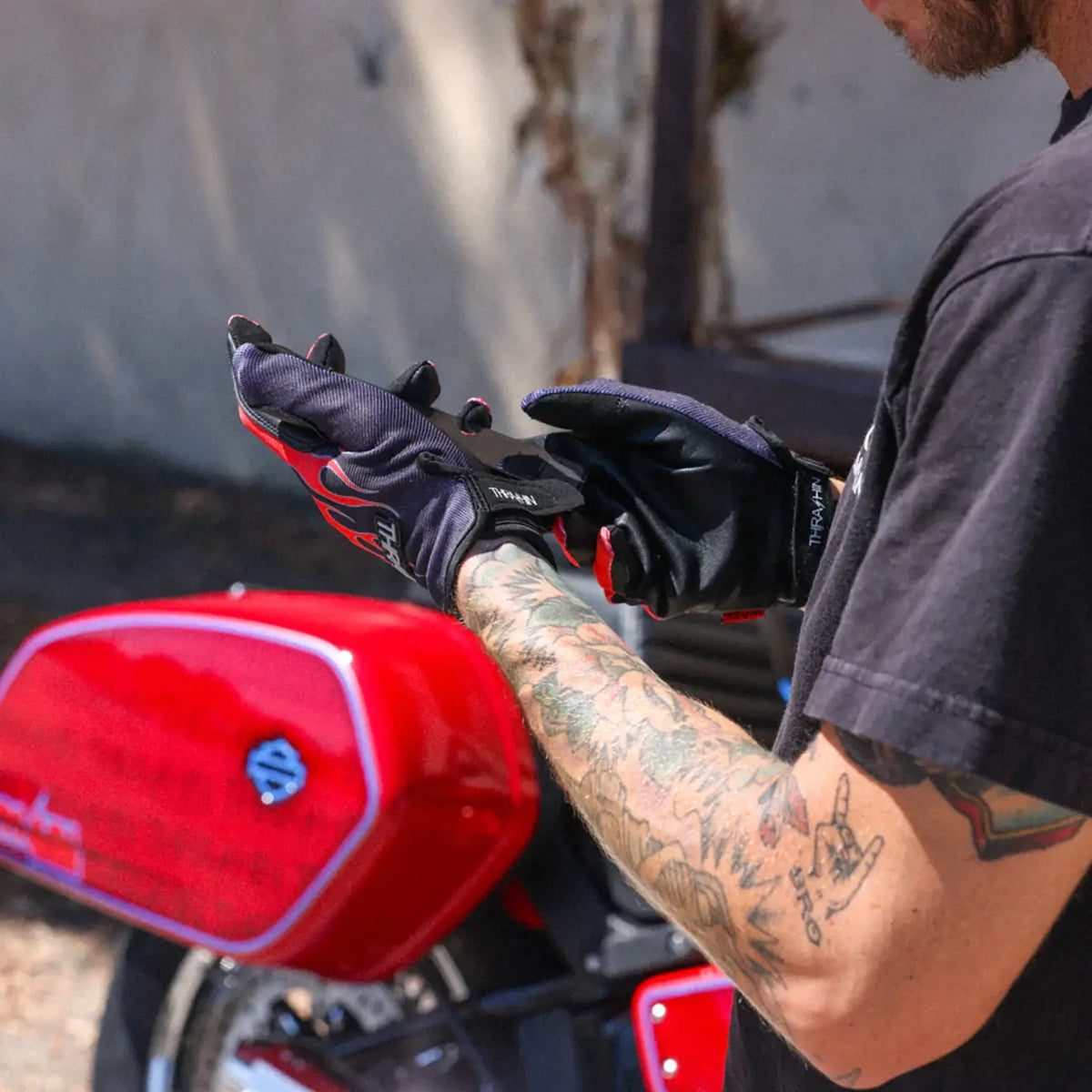 Thrashin Supply Co Stealth Leather Palm Flame Gloves Red