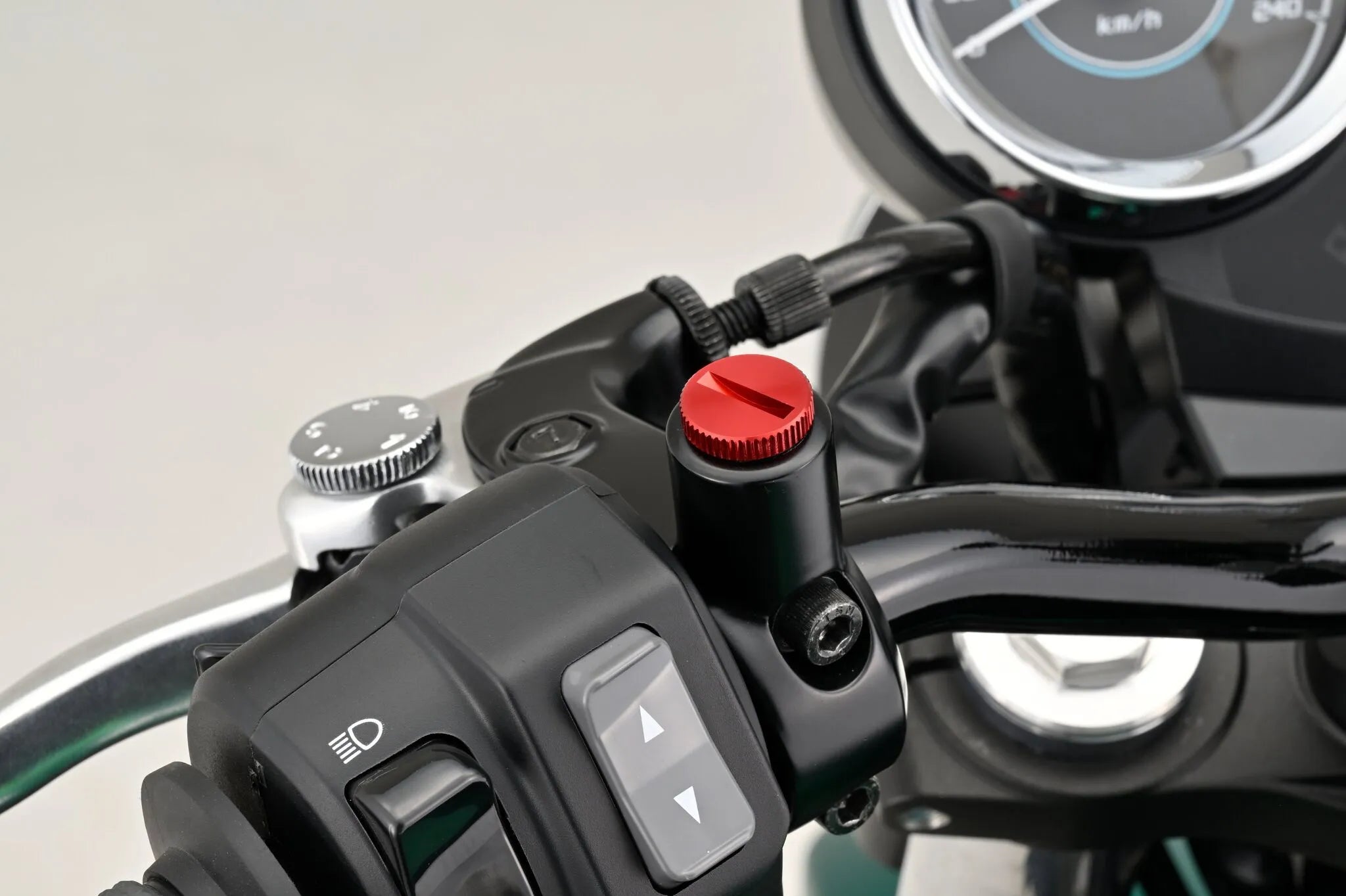 Daytona Mirror Plug Bolt M10 X 1.25 Red