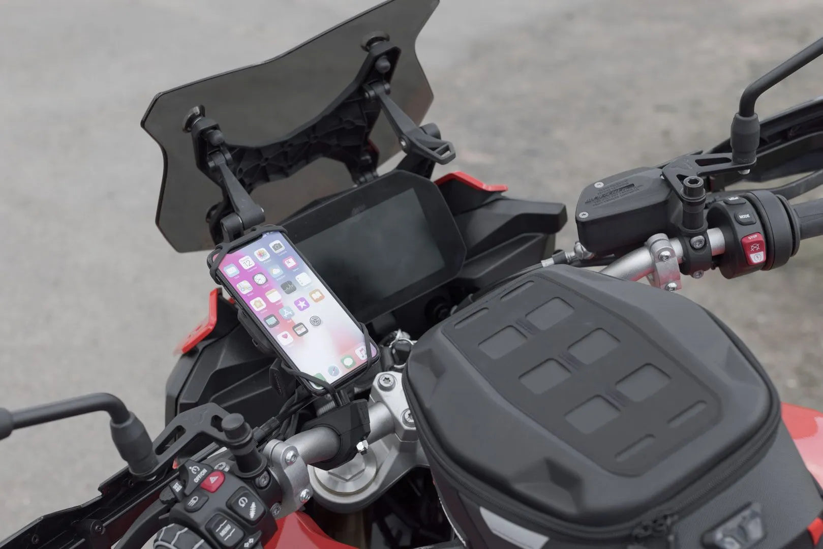 Sw-motech Universal Gps Mount Kit With T-lock For Smartphone
