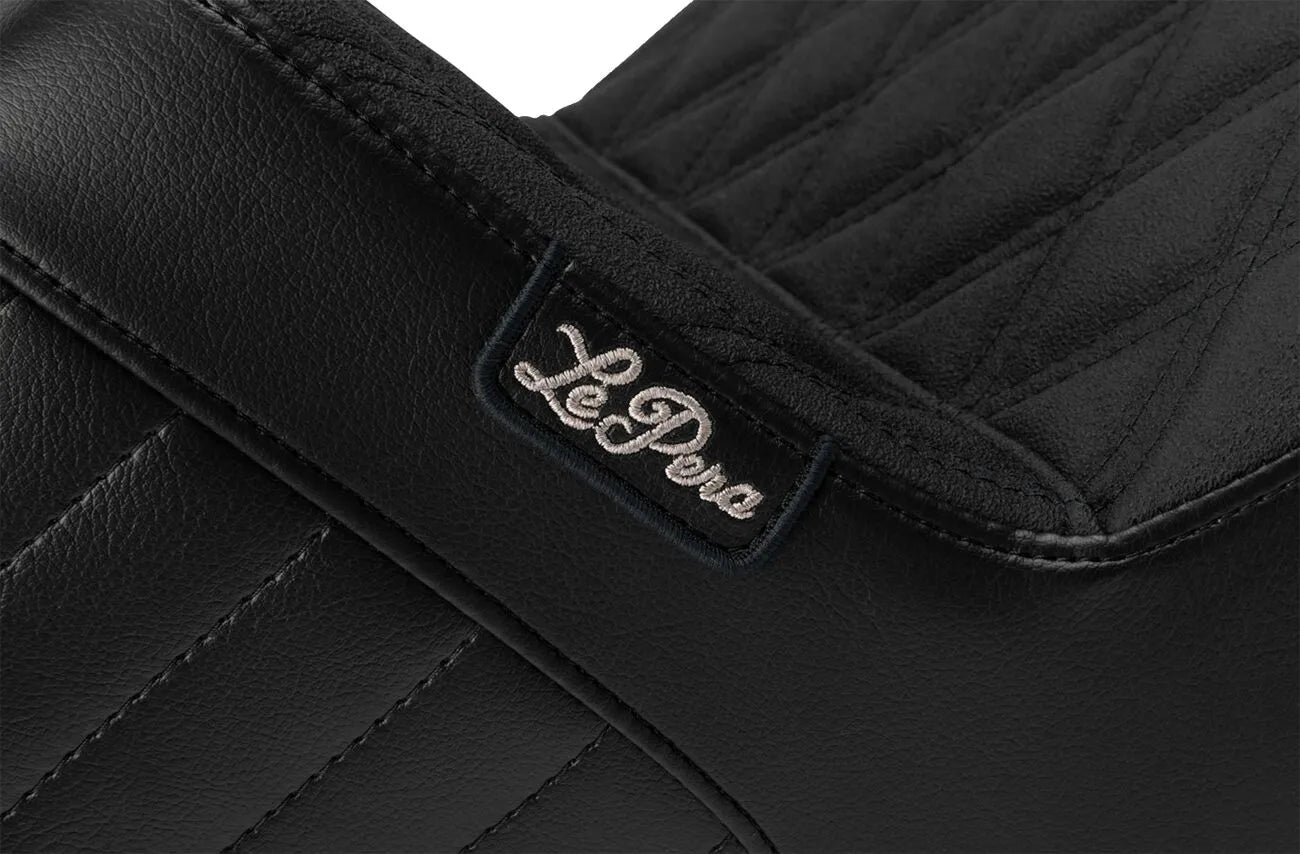 Le Pera Kickflip Seat - Black Vinyl, Double Diamond - For Harley Davidson