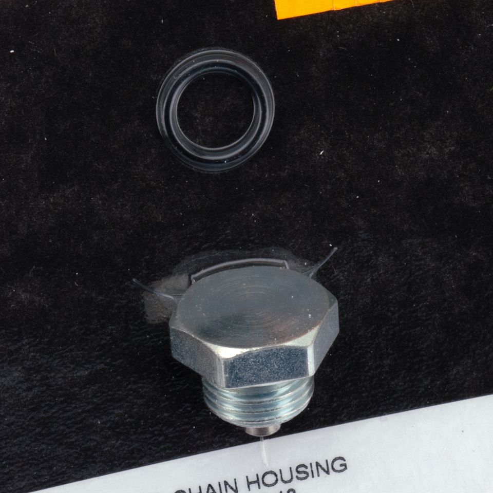 Colony Oil Tank Drain Plug – Gas- & Oil Tank