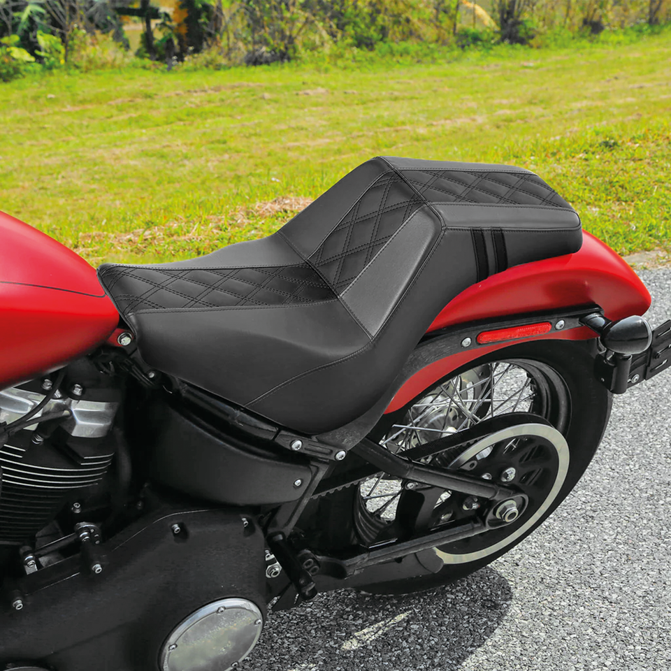 C.c. Rider Step-Up Seat for Milwaukee Eight Softail