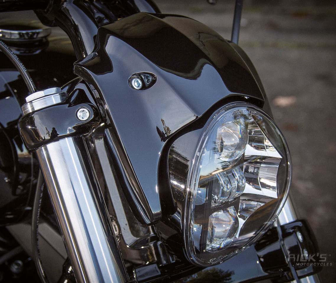 Rick's Motorcycles Breakout Headlight Shroud – Windshield